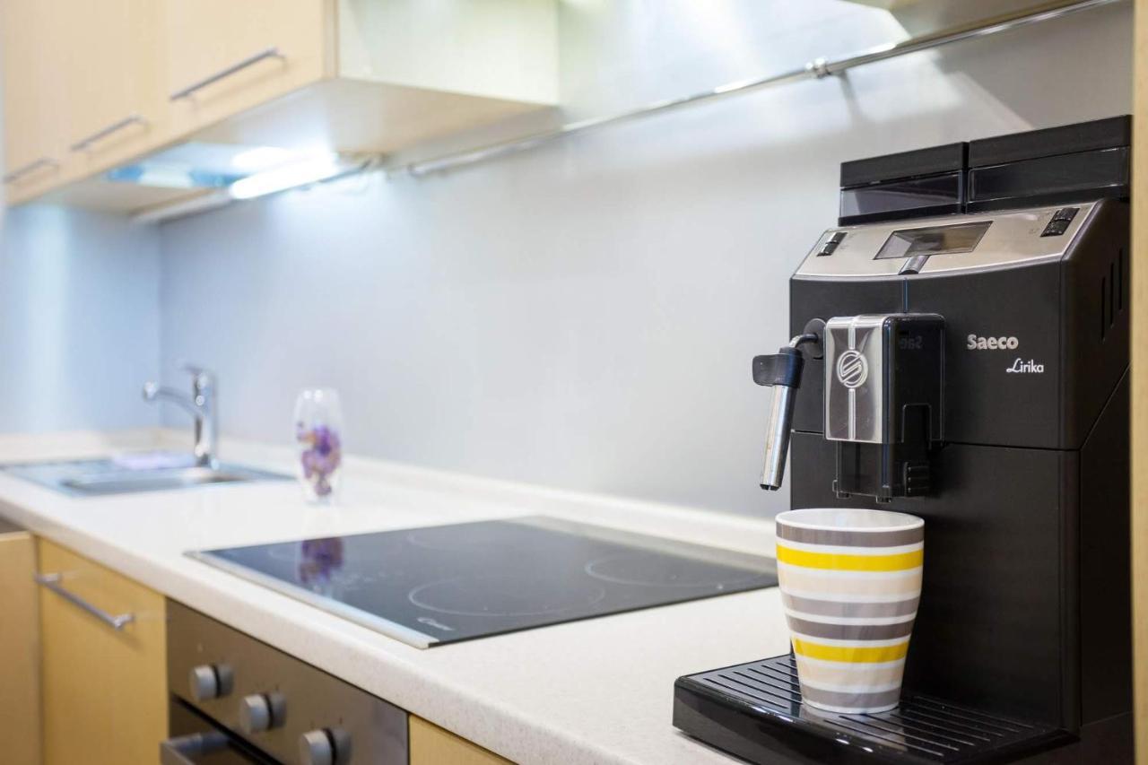 Navit Apartments With Breakfast, Near The Railway Station, The City Center And The Park Kiev Eksteriør bilde